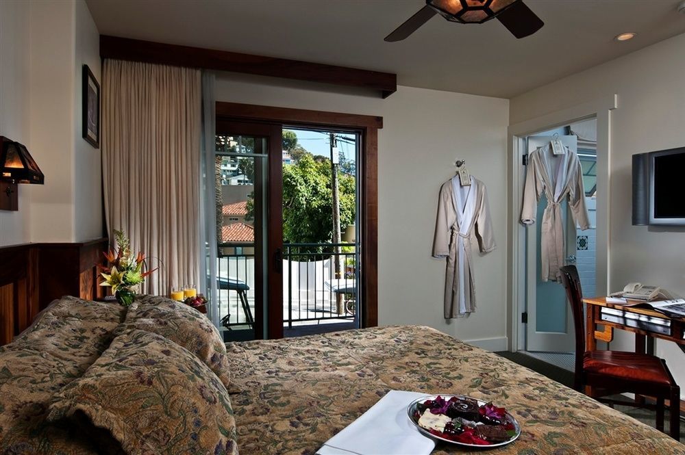 The Avalon Hotel In Catalina Island Exterior photo